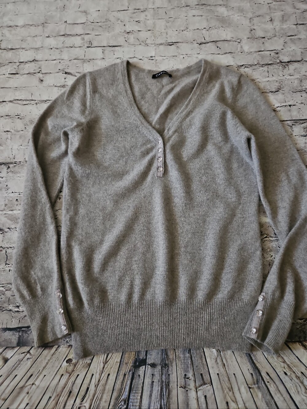 Caroll Women's Size M? Gray Cashmere Sweater
